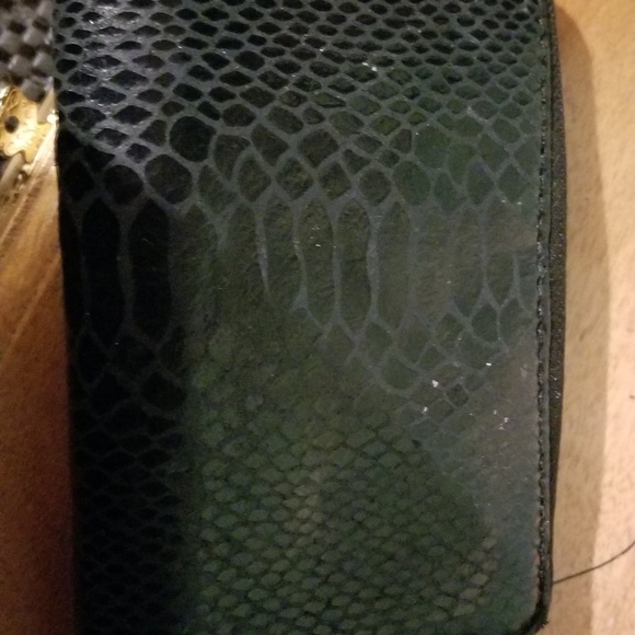 Michael Kors wallet - Picture 2 of 3